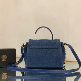 Versace Средний размер, деним Сумка из коллекции весна-лето 2022