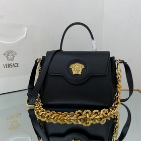 Versace Medusa, средний размер Весенняя и летняя коллекция сумок