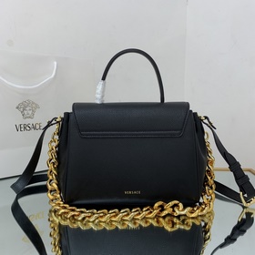 Versace Medusa, средний размер Весенняя и летняя коллекция сумок