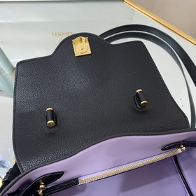 Versace Medusa, средний размер Весенняя и летняя коллекция сумок