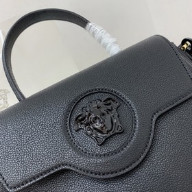 Versace Medusa, средний размер Весенняя и летняя коллекция сумок