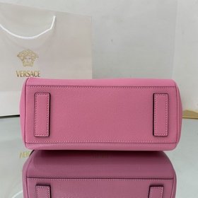 Versace Medusa, средний размер Весенняя и летняя коллекция сумок