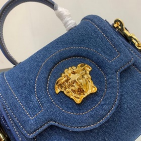 Versace Маленькая сумка из денима Сумка из коллекции весна-лето 
