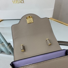 Versace Медуза Vers*ceLaMedusa весенняя и летняя коллекция сумок