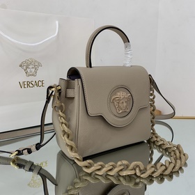 Versace Медуза Vers*ceLaMedusa весенняя и летняя коллекция сумок