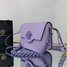 Versace Сумка-тофу Изготовлена в Италииз высококачественной кожи