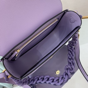 Versace Сумка-тофу Изготовлена в Италииз высококачественной кожи