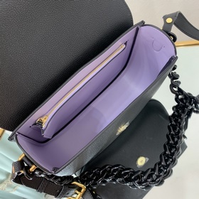 Versace Сумка-тофу Изготовлена в Италииз высококачественной кожи