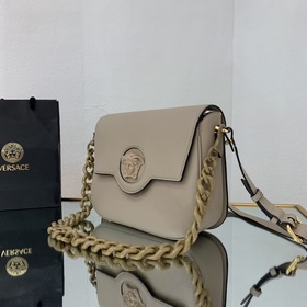 Versace Сумка-тофу Изготовлена в Италииз высококачественной кожи