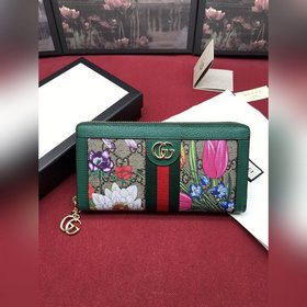 Новейшая модель кошелька с принтом Ophidia от Gucci, полностью на