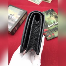 Gucci Этот кожаный держатель для визитных карточек из серии Anim