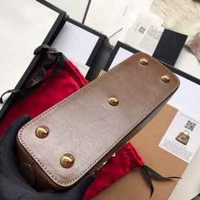 Сумка Gucci 621220 с пряжкой виде конской уздечкимеет куполообраз