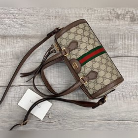 Новая модель Gucci, номер 602577, цвет： коричневый, размеры： 25,5