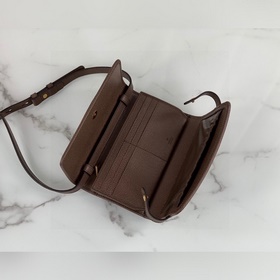 Новая модель Gucci, номер 645082, цвет： коричневый, размеры： 19,5