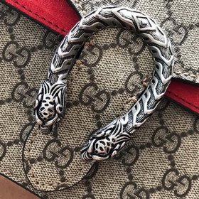Классическая сумка Gucci, модель № 421970. Мини-сумка с выраженно