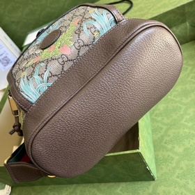 «В комплекте с оригинальной экологичной упаковкой» Рюкзак Gucci m