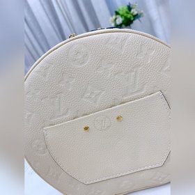 LV Модель M45276 Nicolas Ghesquiè переосмыслил классическую шляпн