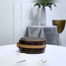 Сумка LV Monogram из парусины с отделкой из натуральной кожи В се