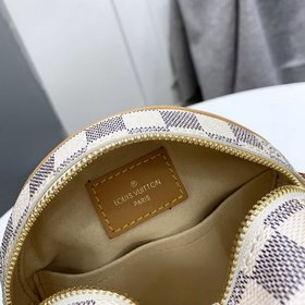 Сумка LV Monogram из парусины с отделкой из натуральной кожи В се