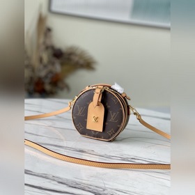 LV Модель： M44699 Мини-сумка из покрытого полотна стеганой подкл