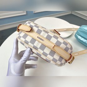 LV Модель M52294 Белая BOITE CHAPEAU SOUPLE В сезоне осень-зима