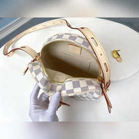 LV Модель M52294 Белая BOITE CHAPEAU SOUPLE В сезоне осень-зима