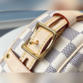 LV Модель M52294 Белая BOITE CHAPEAU SOUPLE В сезоне осень-зима