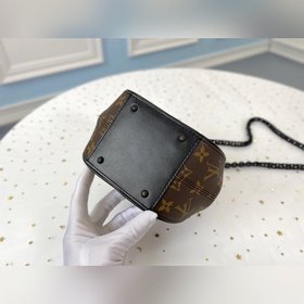 LV Модель M68606 Самая красивая в истории сумка-клатч с большим ц