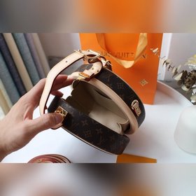 LV PETITE BOITE CHAPEAU Сумка Модель M43514 Старинный Классическа