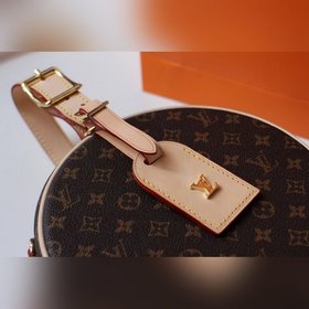 LV PETITE BOITE CHAPEAU Сумка Модель M43514 Старинный Классическа