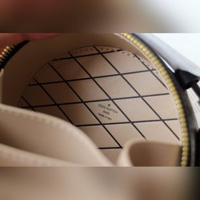 LV Mini Boite Chapeau Сумка Модель M44699 Изготовлена из ткани с