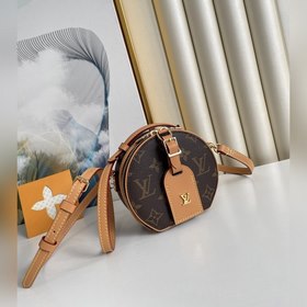 LV Артикул： M44699 Круглая сумка через плечо Размер： 13×12×6,5 
