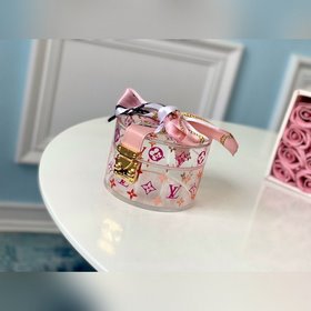 LV GI0203 Органическая коробка для девушек с детской душой. Самая