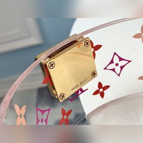LV GI0203 Органическая коробка для девушек с детской душой. Самая