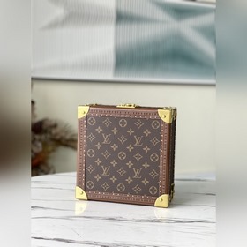 LV Артикул： M20040 Фиолетово-красная шкатулка для украшений. Нов