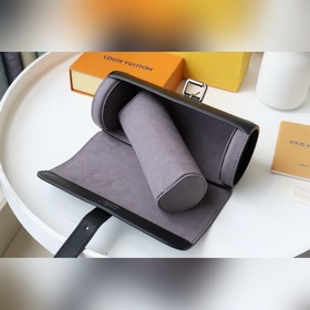 LV часовой шкатулка Артикул： M47530 Крестообразный узор Этот цил