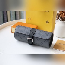 LV часовой футляр Артикул： M47530 Silver Flower Этот цилиндриче