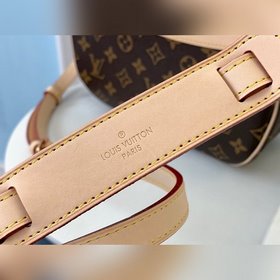 LV модель M51221 Vintage, сумка через плечо из серии Vintage. Оч