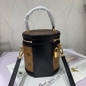 LV VANITY Сумка Модель M43986, вдохновленная историческим дизайно