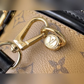 LV Косметичка в форме цилиндра Модель： M43986 Модель для подиума