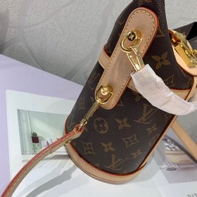 Сумка LV DUFFLE, модель M43587 Популярная сумка Duffle из весенне