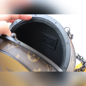 LV Артикул： M45280 Сумка Сумка на цепочке Новая сумка воплощает 