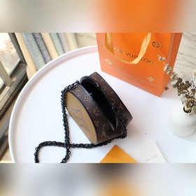 LV Артикул： M45280 Сумка Сумка на цепочке Новая сумка воплощает 