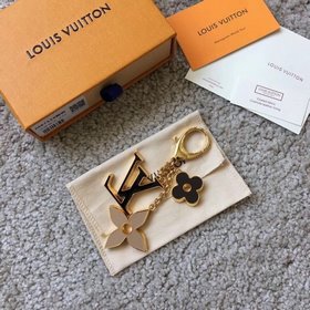 LV FLEUR DE MONOGRAM Аксессуар для сумки Модель M67119 Черный Эле