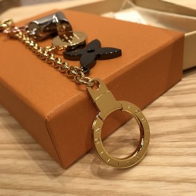 LV Модель M67379 Классическая сумка-брелок KALEIDO V PADLOVK Соче