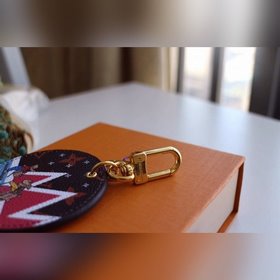 LV модель M63751 LV XMAS ANIMALS Аксессуар для сумки брелок виде