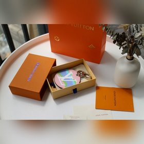 LV Модель M69273 LVESCALE сумочная фурнитура и брелок Самый крас
