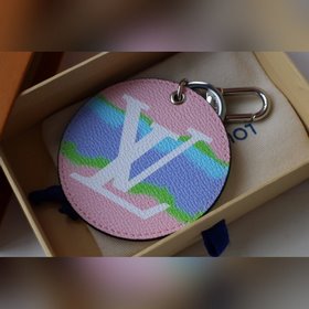 LV Модель M69273 LVESCALE сумочная фурнитура и брелок Самый крас