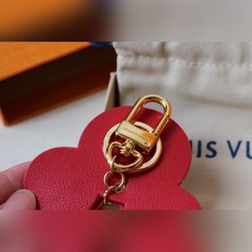 LV Микки Маус брелок брелок Это ограниченная серия брелоков с М