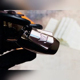 LV MP1990 Зеленый брелок виде подвески виде подсолнуха Стильный и